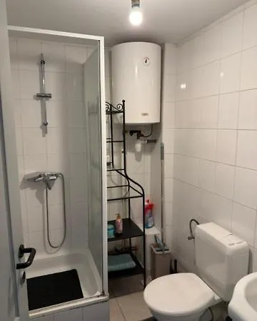 Au Centre D'ixelles Apartment *