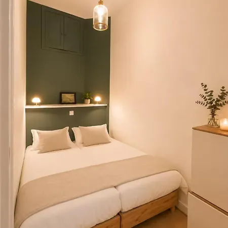 Spacious 4br In Apartment *