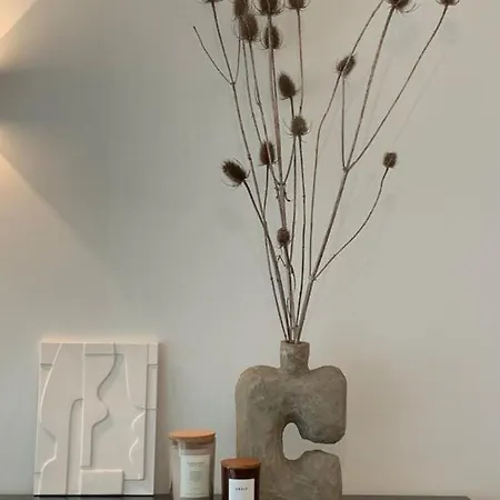 Beautiful Cosy Flat In Perfect Location *