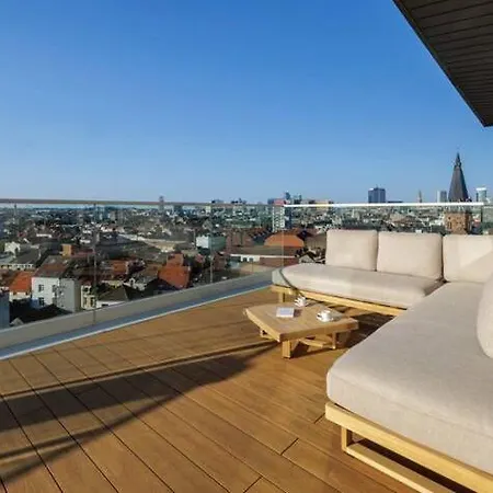 Penthouse 2 Bdr With 160 View By Reside Apartment *