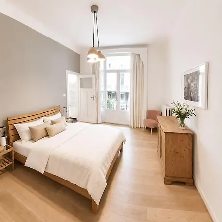 Apartment Spacious 4br In Brüssel