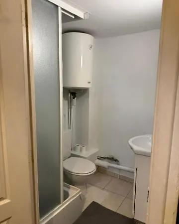 Au Centre D'ixelles Apartment