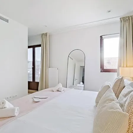 Apartment Elegant 3-bedroom In Ixelles Wit Brüssel