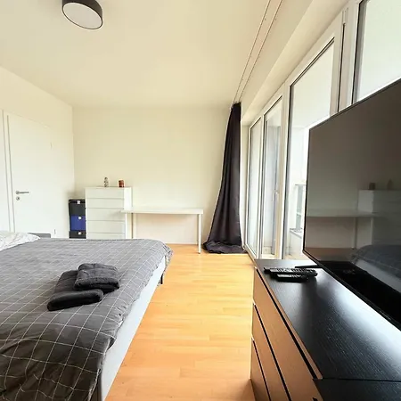 Apartment Elegant Near Atomium Ideal For Families Brüssel