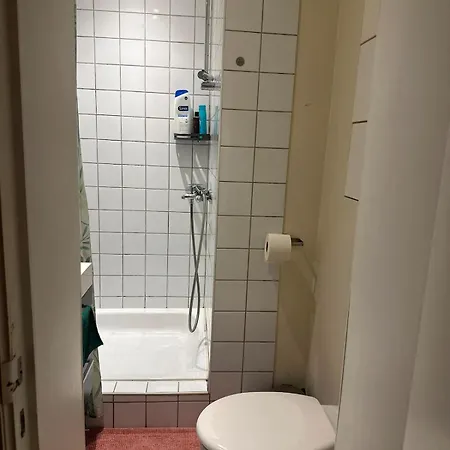 Apartment 5 Minutes From The Train Station Brüssel