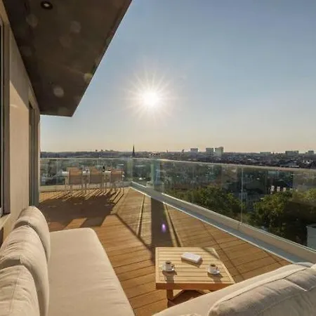 Apartment Penthouse 2 Bdr With 160 View By Reside *