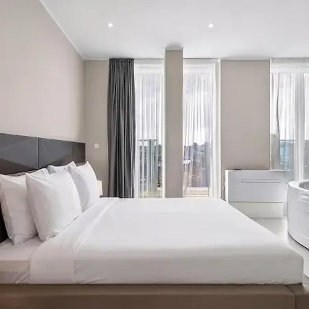 Penthouse 2bdr With 360 Midi 33 By Reside Apartment *