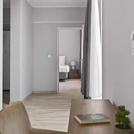 Apartment Three Bdr Penthouse With View Midi 33 By Reside