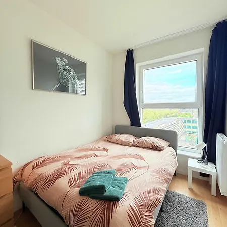 Daire Lovely And Cosy Elegant Near Atomium, Ideal For Families
