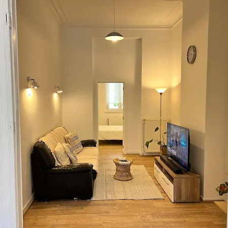Beautiful Cosy Flat In Perfect Location *