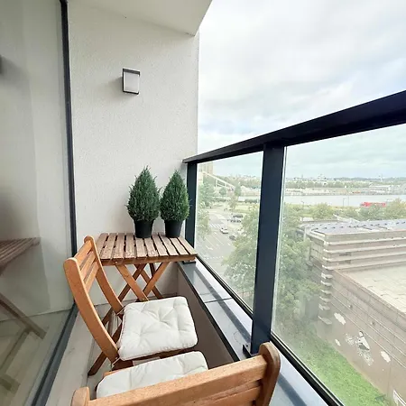 Lovely And Cosy Elegant Near Atomium, Ideal For Families Daire *