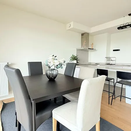Daire Lovely And Cosy Elegant Near Atomium, Ideal For Families