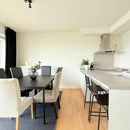 Lovely And Cosy Elegant Near Atomium, Ideal For Families Brüksel