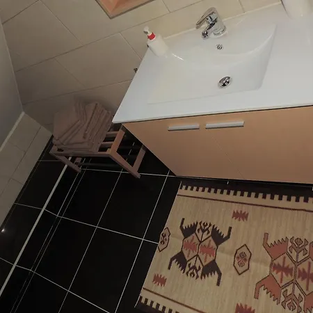 Muken Apartman *