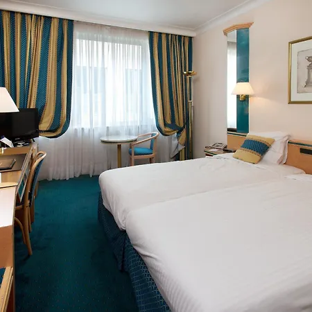 Western Royal Centre 3*