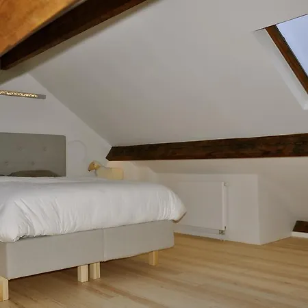 Trendy Penthouse Flat *