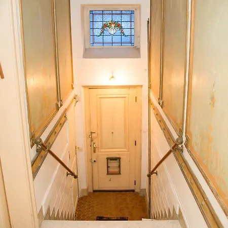 阿基米德旅馆 布鲁塞尔