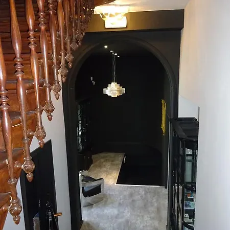 Bed & Breakfast In One 4*