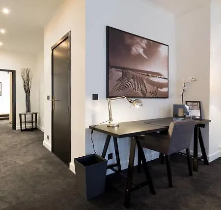 Grand Place 140 M² 公寓 *
