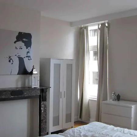 Louise Flats Bruselas