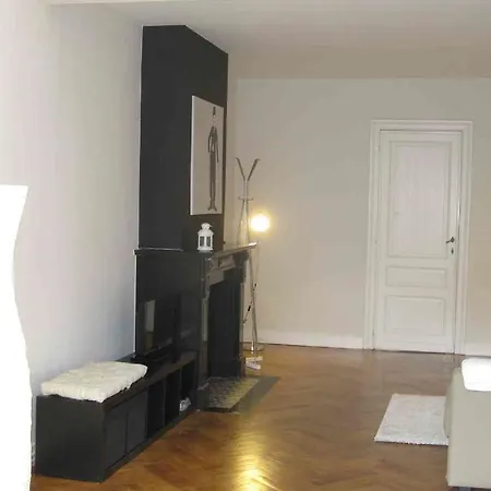 Louise Flats Apartamento *