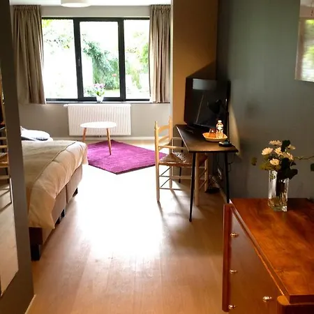 Bed And Garden B&B 3*
