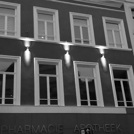 Bed & Breakfast In One