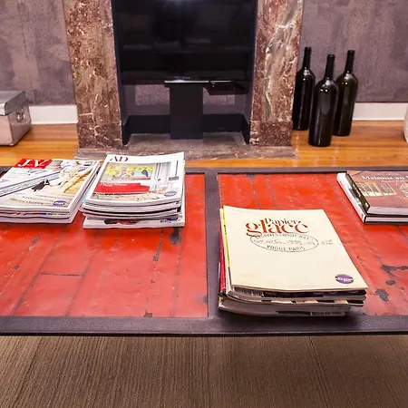 Smartflats - Manneken Pis *