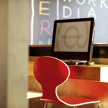 Hotel Ibis Centre 3*