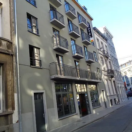 Brxxl 5 Centre Hostel