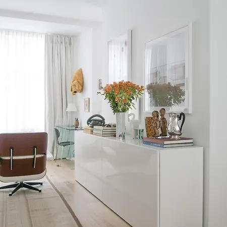 Stassart Halldis Apartman