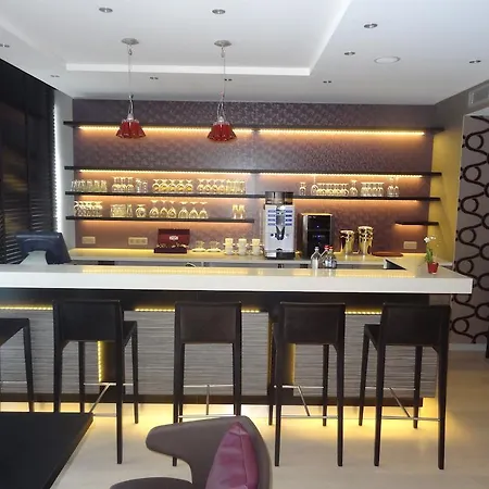 布鲁塞尔中心米迪美居酒店 布鲁塞尔