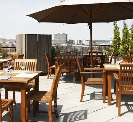 酒店 布鲁塞尔中心酒店 4*