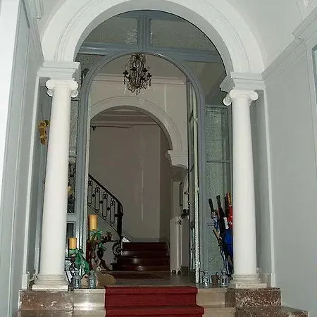 בית הארחה Brussels Guesthouse בריסל