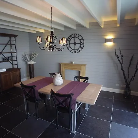 Appartement House In The City *