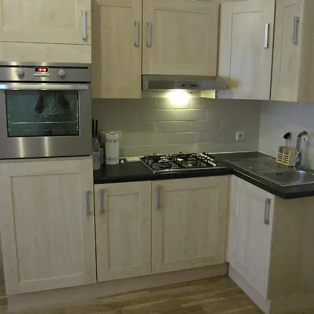 Ixelles Flats Брюссель