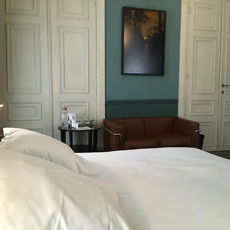 Alojamento de Acomodação e Pequeno-almoço Fish Market 4*