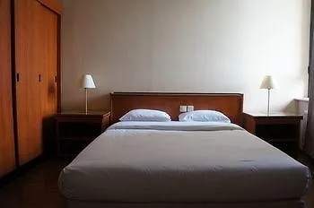 Hotel L'Escale Saint-Gilles