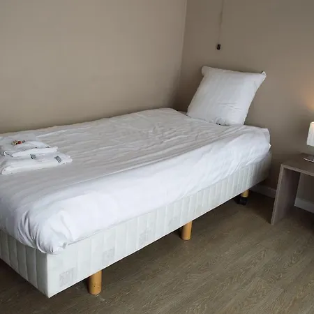 Apartment Budget Flats *
