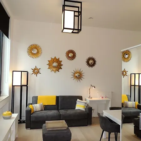 Aparthotel Chambon Suites 2*