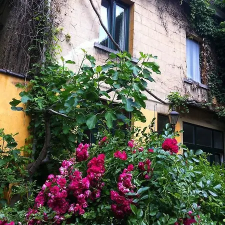 Backhouse