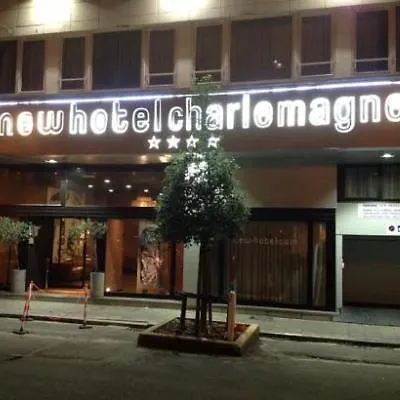 Отель New Charlemagne Брюссель