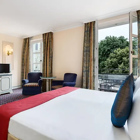 Hotel Nh Collection Grand Sablon 4*