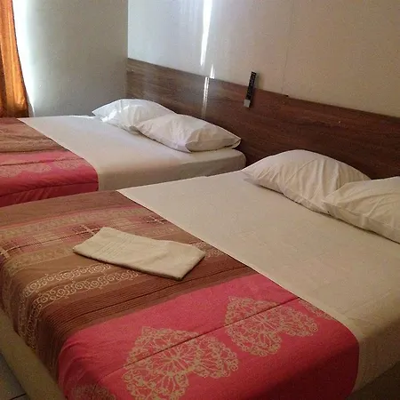 Royal Hotel