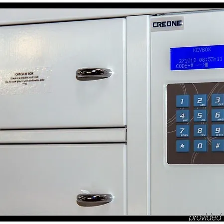 B-aparthotel Ambiorix Lägenhetshotell 4*