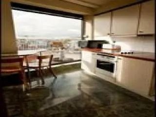 B-aparthotels Louise Hotel apartamentowy