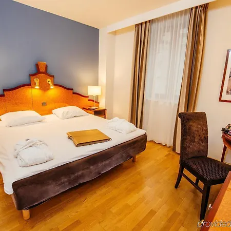 Numa Royal Galleries Отель 4*