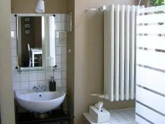Brussels@heart Bed and Breakfast 3*