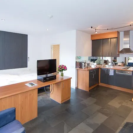 Azimut Flathotel Apart Otel Brüksel