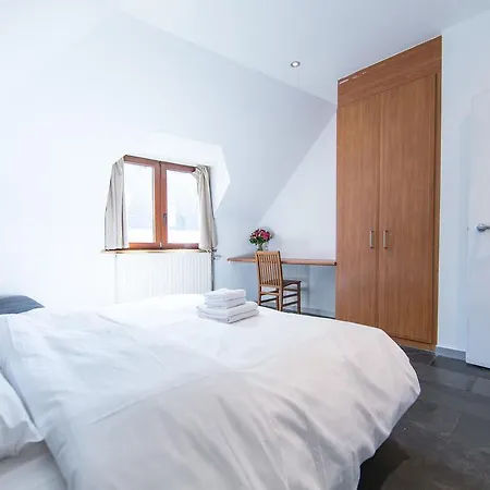 Azimut Flathotel 3*